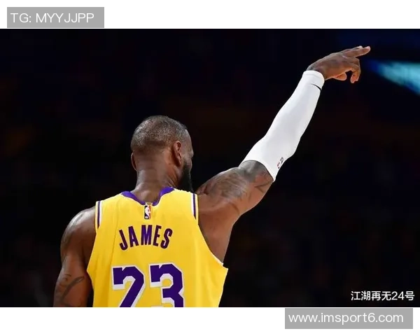 乔治格文评选篮球历史三大巨星的排名与影响力分析 乔治格文评选篮球历史三大巨星的排名与影响力分析