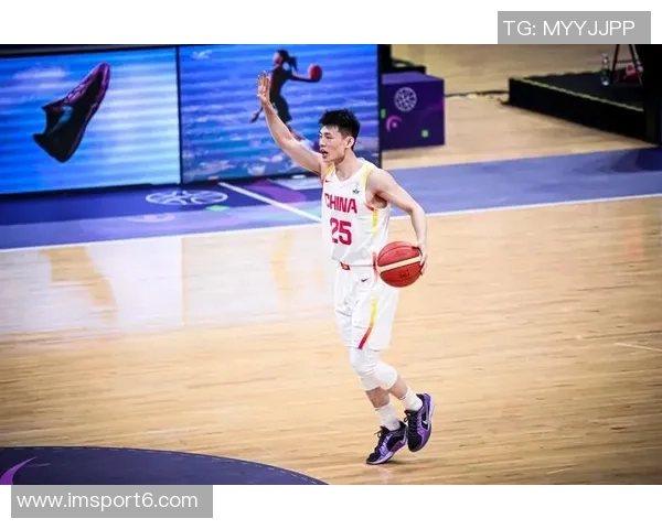 布兰登威廉姆斯表现出色8投7中贡献18分助攻篮板全面开花