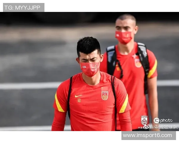 国足停摆与中超赛程割裂备战2030成黑色幽默的无奈现实 国足停摆与中超赛程割裂备战2030成黑色幽默的无奈现实