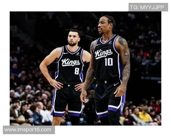 湖人缺少东詹却被里夫斯打爆德罗赞拉文表现为何不敌对手